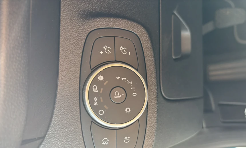 Ford Fiesta 2018 Gasoline Manual Image 12