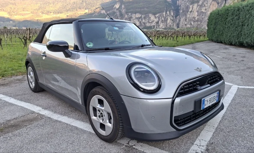 MINI Cooper Cabrio 2025 Gasoline Automatic Image 5