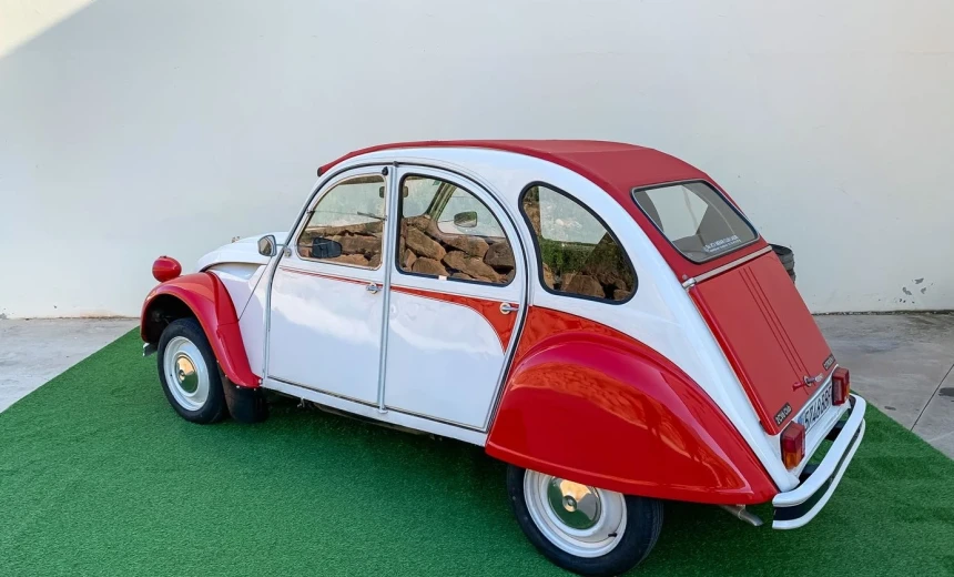 Citroen 2CV 1982 Gasoline Manual Image 4