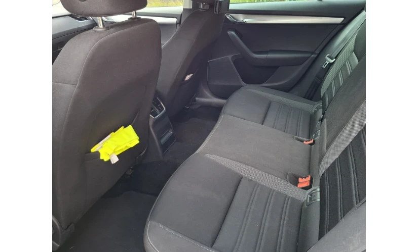 Skoda Octavia 2018 Gasoline Manual Image 5