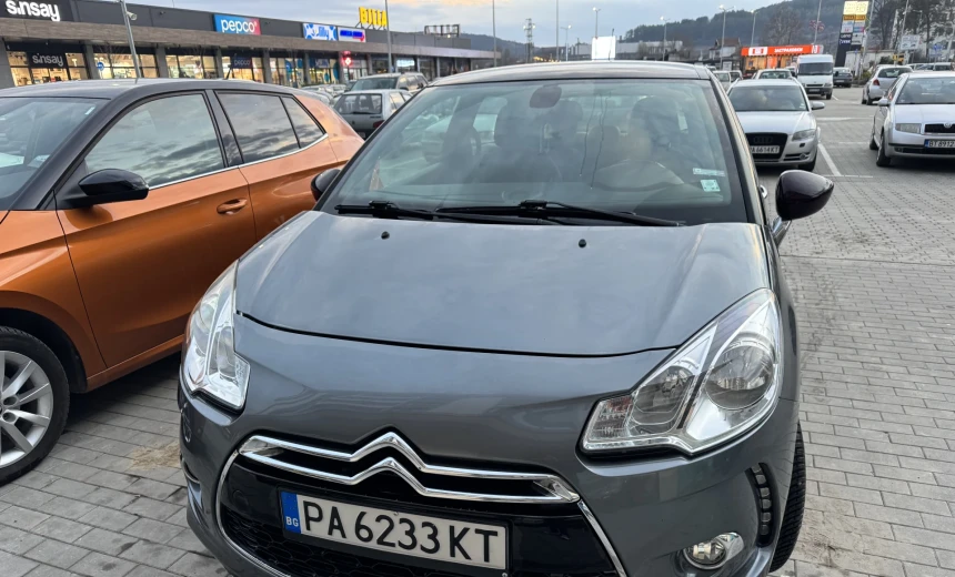 Citroen DS3 2011 Gasoline Manual Image 0