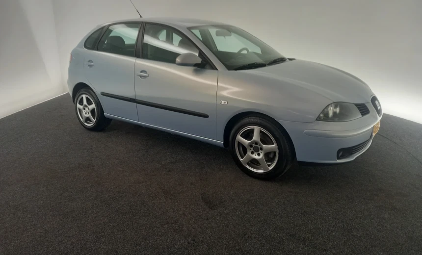 SEAT Ibiza 2002 Gasoline Manual Image 1