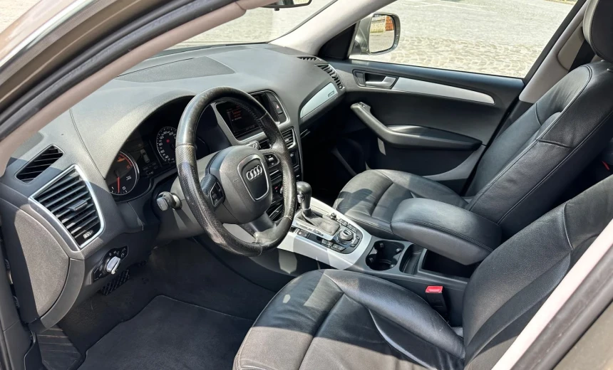 Audi Q5 2011 Diesel Automatic Image 9