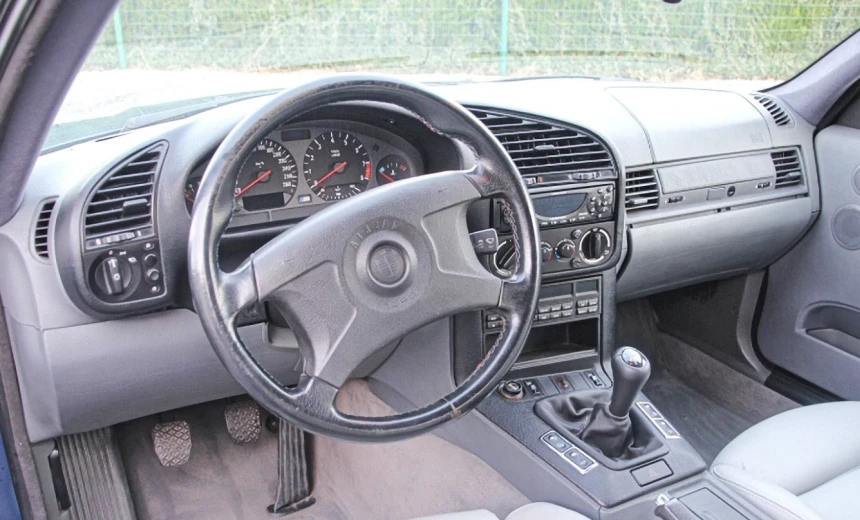 BMW M3 1995 Gasoline Manual Image 6