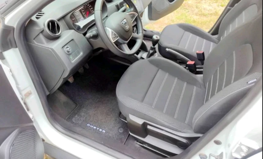 Dacia Duster 2022 Gasoline Manual Image 13