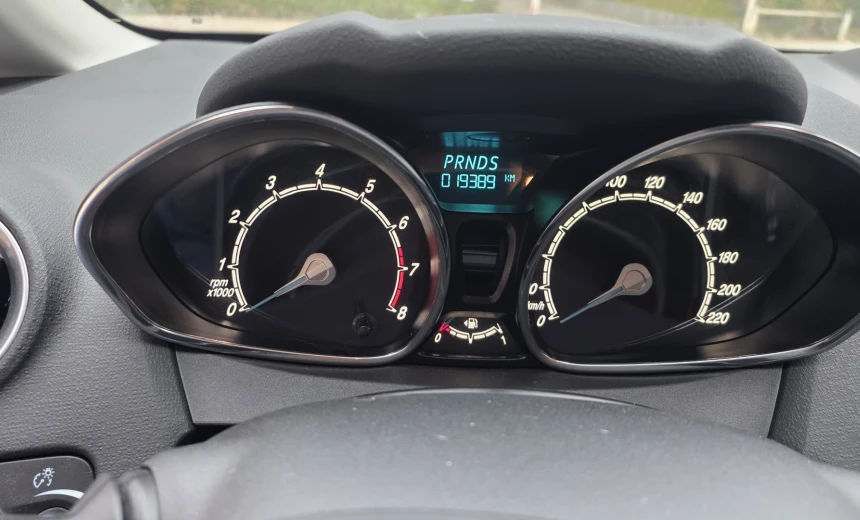 Ford Fiesta 2013 Gasoline Automatic Image 8