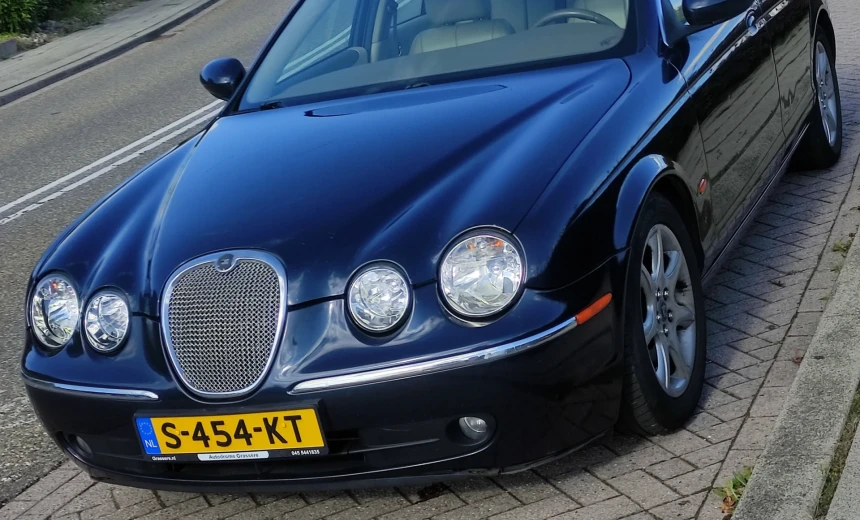 Jaguar S-Type 2007 Diesel Automatic Image 4