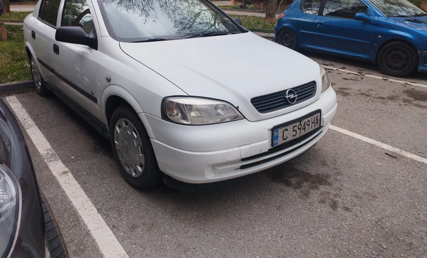 Opel Astra 2005 Gasoline Manual Image 0