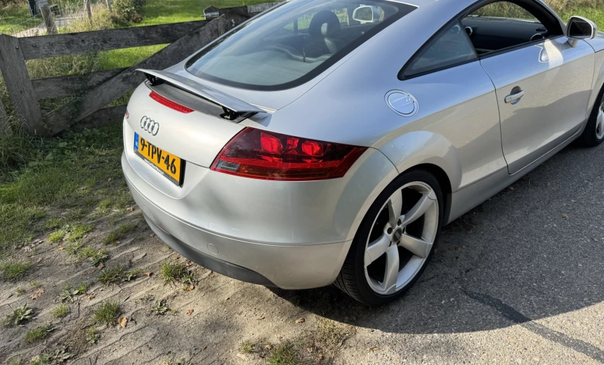 Audi TT 2007 Gasoline Automatic Image 1