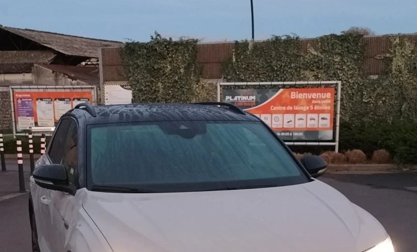 Volkswagen T-Roc 2025 Gasoline Automatic Image 2