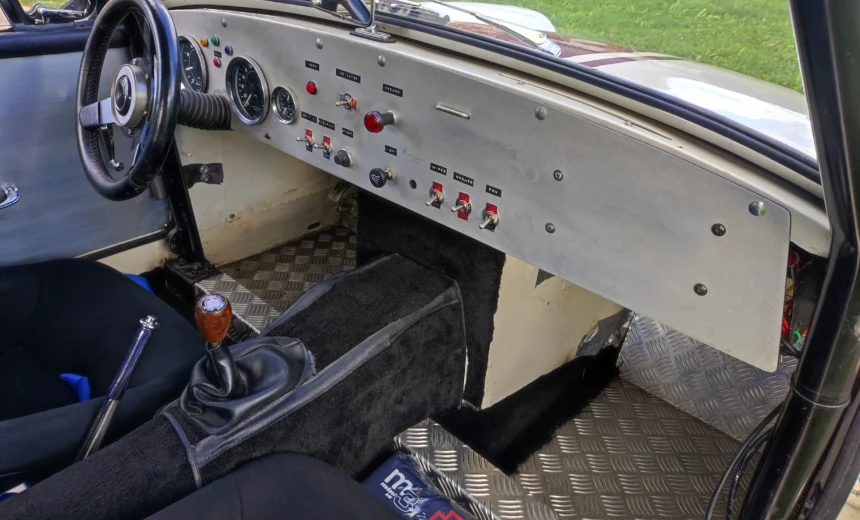 Austin Healey 1965 Gasoline Manual Image 6