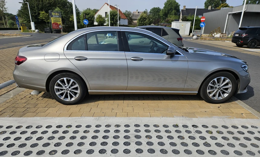 Mercedes-Benz E 200 2021 Gasoline Automatic Image 6