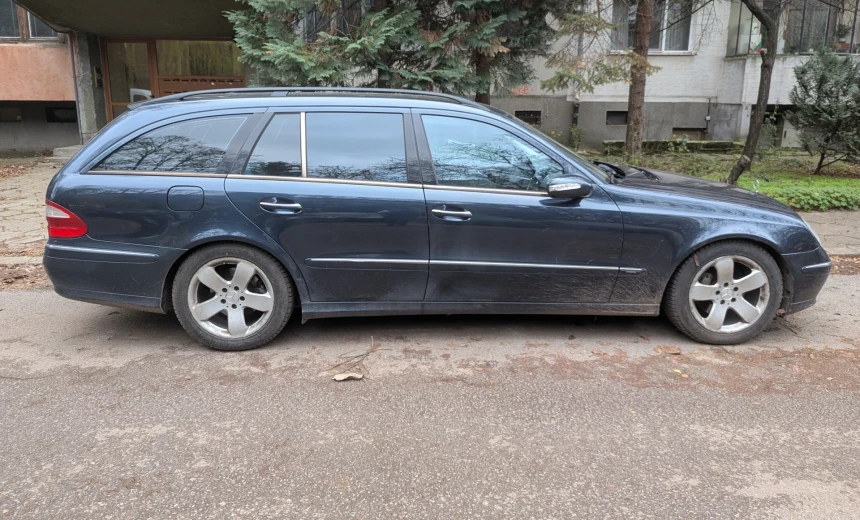 Mercedes-Benz E 320 2005 Diesel Automatic Image 6