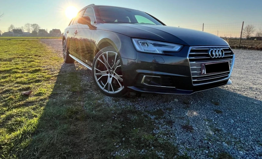 Audi A4 2018 Gasoline Automatic Image 0