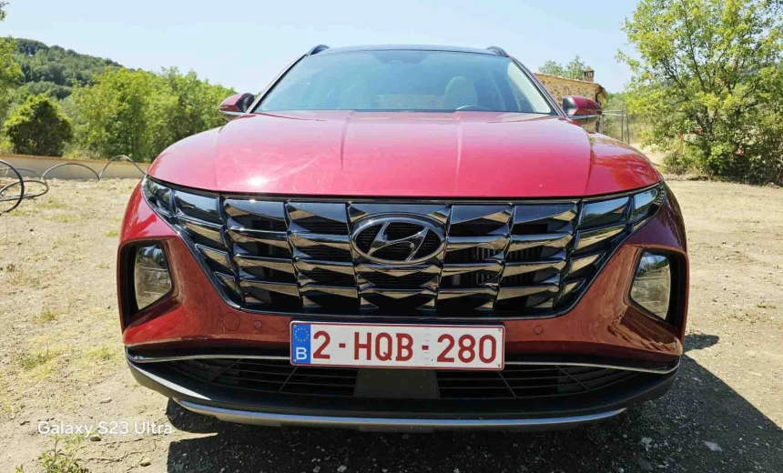 Hyundai Tucson 2021 Hybrid Electric/Gasoline Automatic Image 1