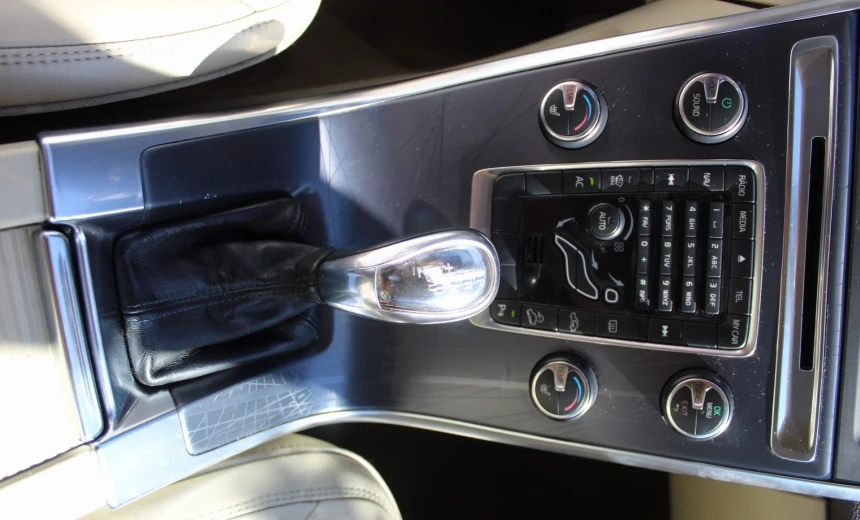 Volvo XC60 2013 Diesel Automatic Image 17