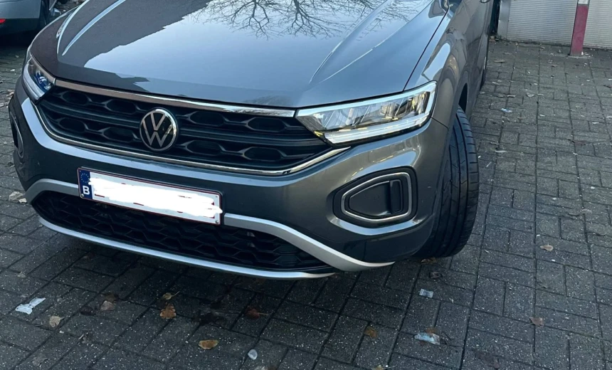 Volkswagen T-Roc 2025 Gasoline Automatic Image 0