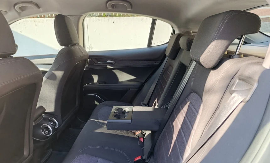 Alfa Romeo Stelvio 2019 Diesel Automatic Image 3