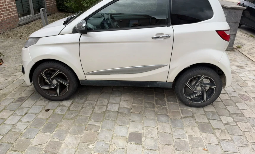 Aixam City 2019 Diesel Automatic Image 3