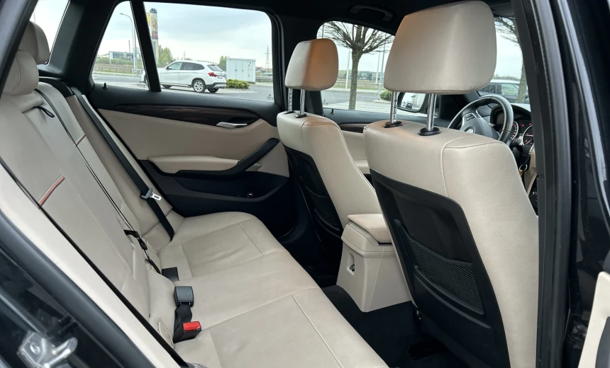 Mercedes-Benz B 180 2016 Gasoline Manual Image 0