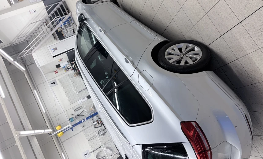 Volkswagen Passat Variant 2018 Diesel Automatic Image 7