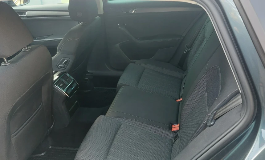 Skoda Superb 2022 Diesel Automatic Image 3