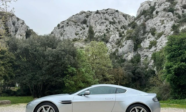Aston Martin Vantage 2007 Gasoline Automatic Image 8