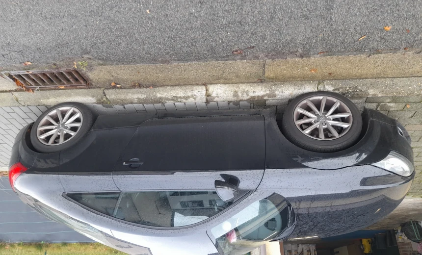 Audi TT 2011 Gasoline Manual Image 5