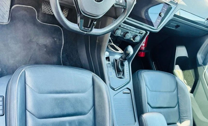 Volkswagen Tiguan Allspace 2020 Gasoline Automatic Image 6