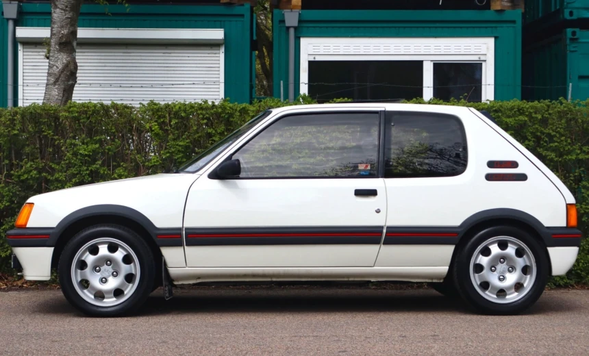 Peugeot 205 1986 Gasoline Manual Image 3