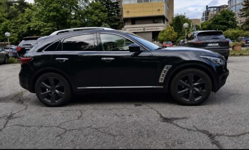 Infiniti QX70 2017 Gasoline Automatic Image 0
