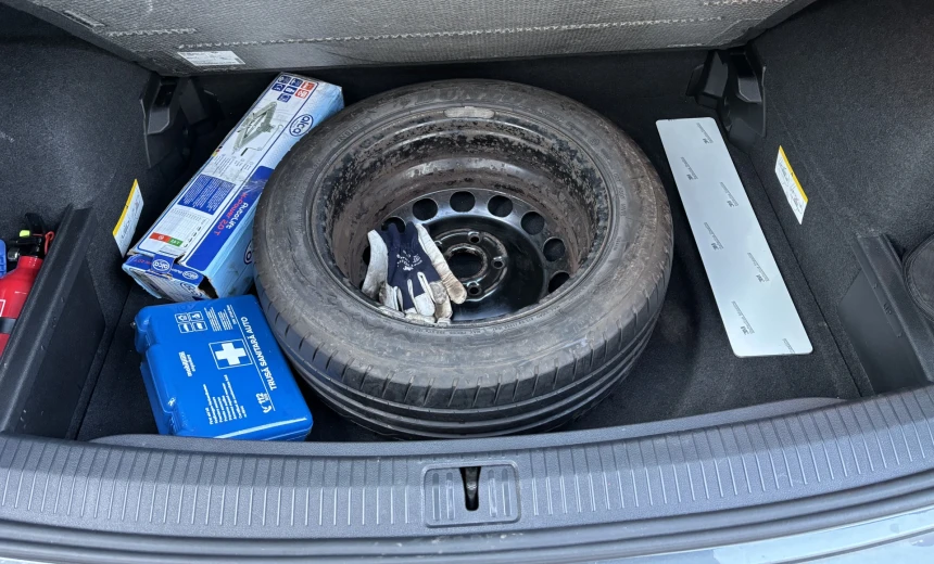 Volkswagen Tiguan 2019 Gasoline Automatic Image 3