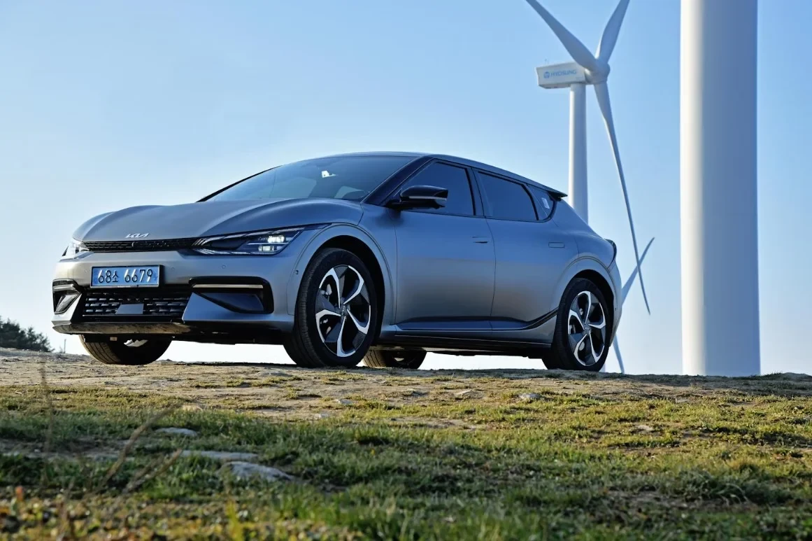 popular-electric-cars-2025